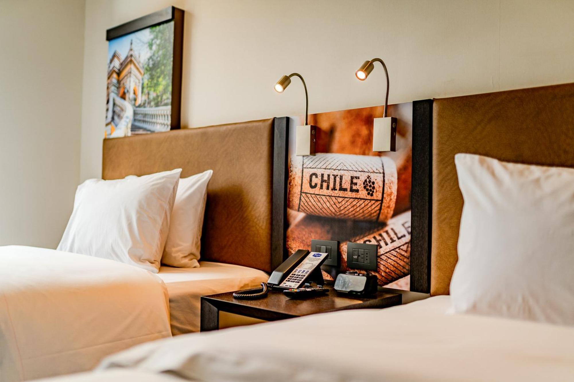 Hampton By Hilton Santiago Las Condes Екстериор снимка